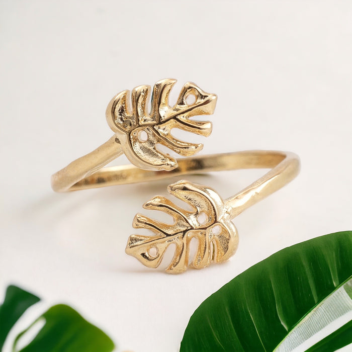 Gold Monstera Leaf Ring