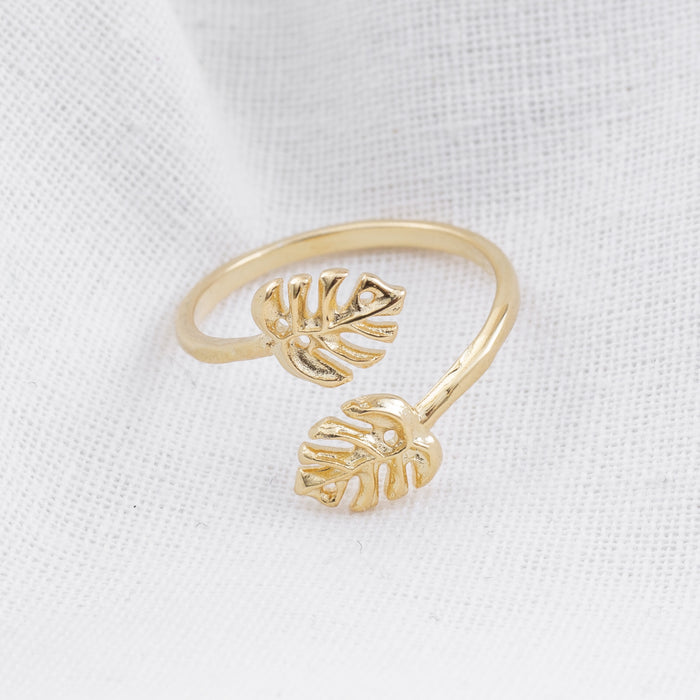 Gold Monstera Leaf Ring