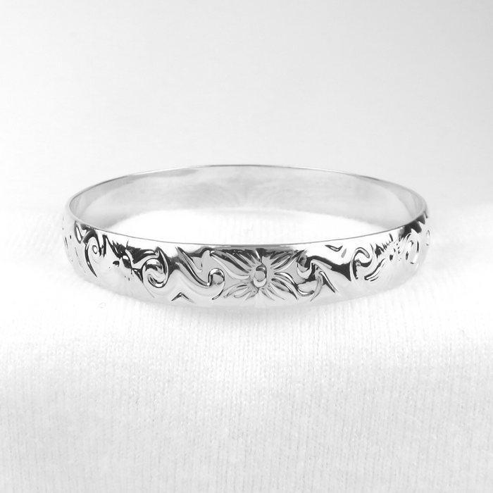 10mm Hawaiian Heirloom Design Silver Bangle