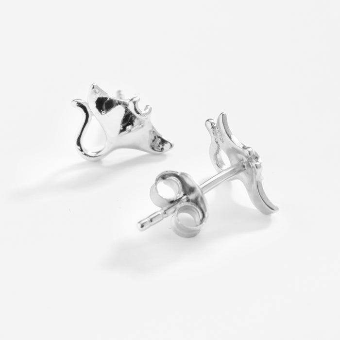 Manta Ray Mini Stud