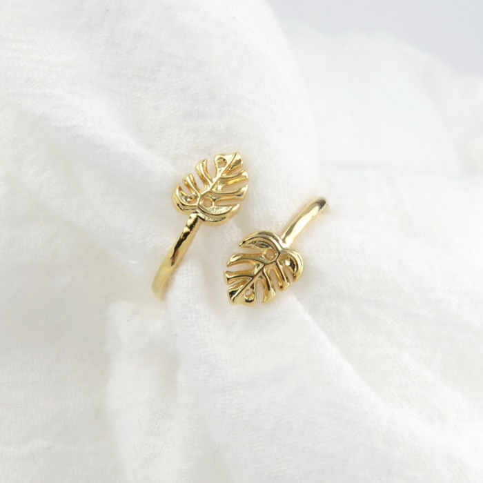 Gold Monstera Leaf Ring