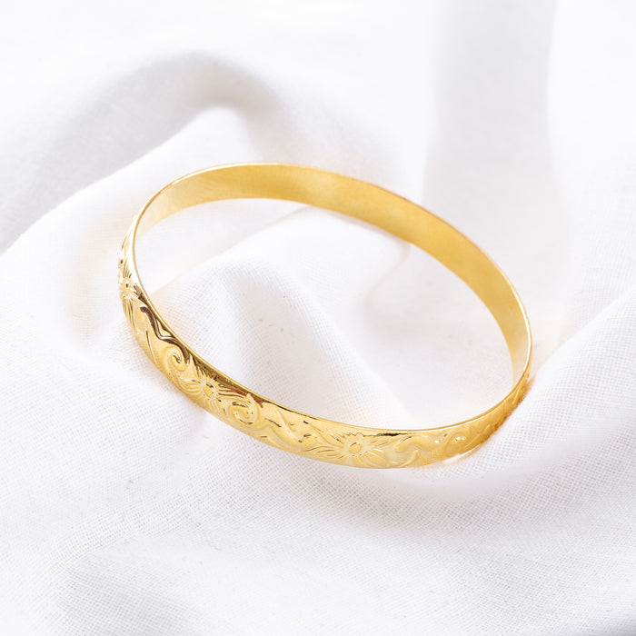 7mm Hawaiian Heirloom Design Gold Bangle