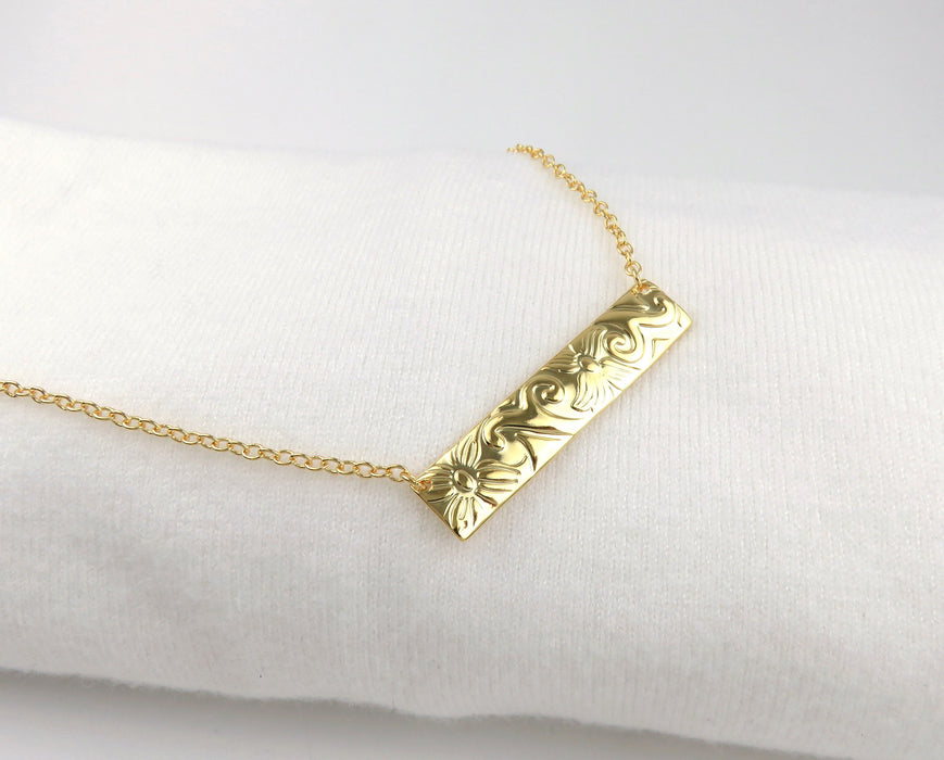 10mm Hawaiian Heirloom Design Gold Bar Necklace