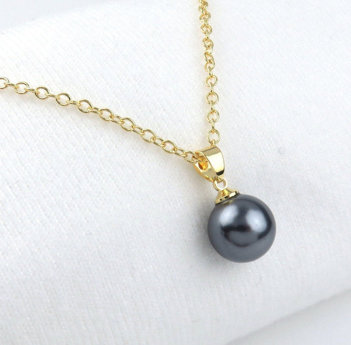 Classic Black Tahitian Shell Pearl Necklace