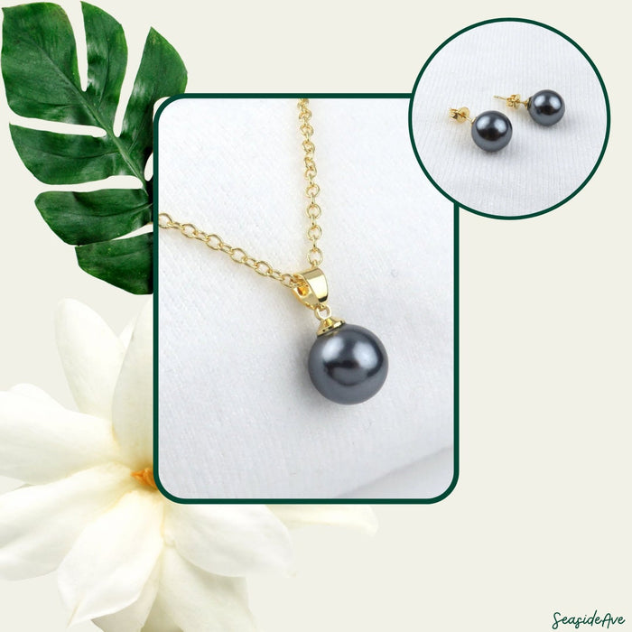 Classic Black Tahitian Shell Pearl Necklace